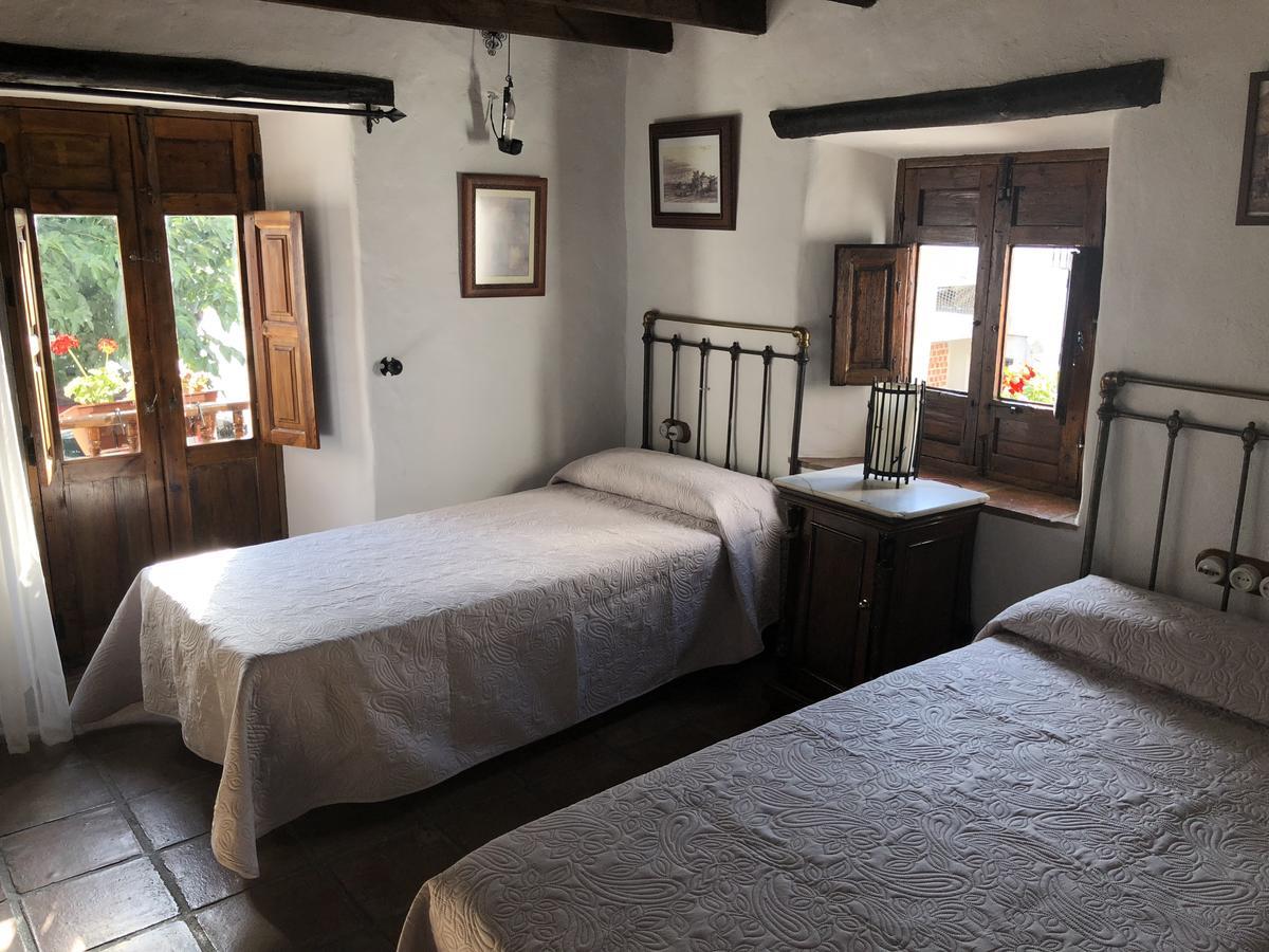 Hotel Posada Del Bandolero Borge Extérieur photo